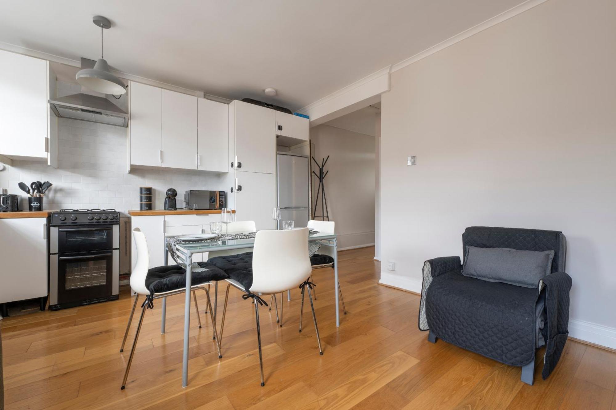 Comfy 1-bed Flat Near Kensington Appartement *